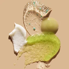 custom-skincare-product-for-brand-identity-ingredient-scaled-e1732773449821